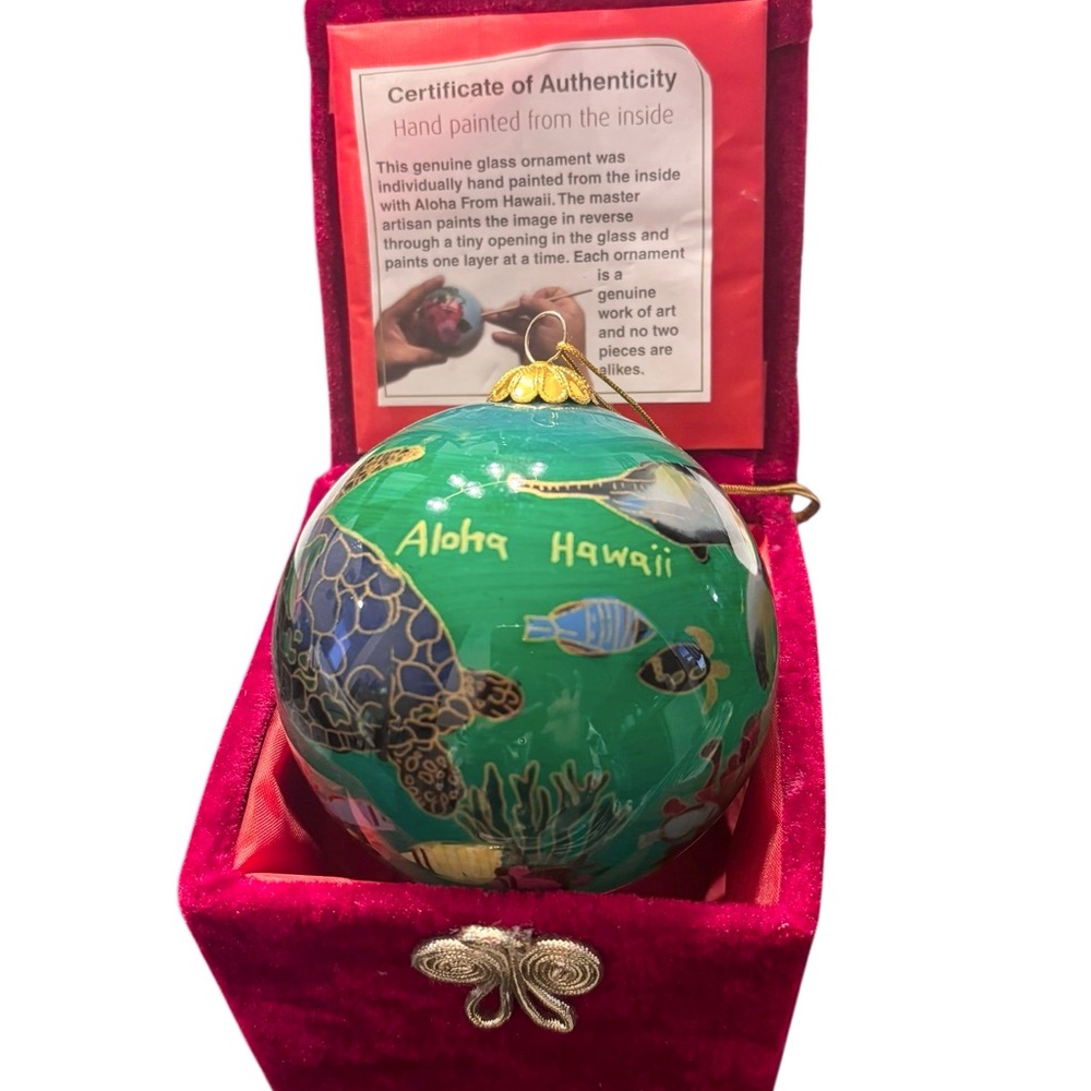 Collectible Green Hand Paint From Inside Aloha Hawaii Glass Ornament Christmas